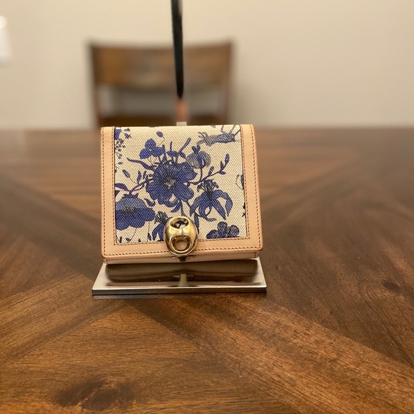 gucci blue flower wallet